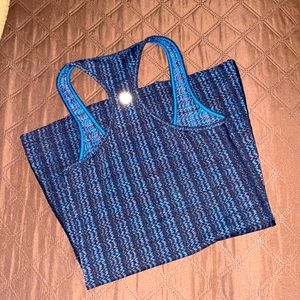 Women’s Lululemon rzr back tank- Size-4